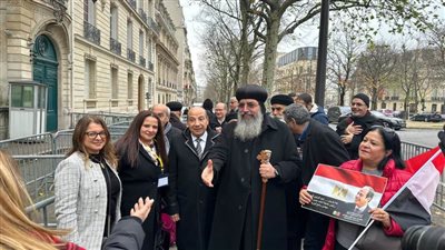 المصريون يلبون نداء الوطن ويرسخون قواعد الديمقراطية في اليوم الأول للانتخابات 