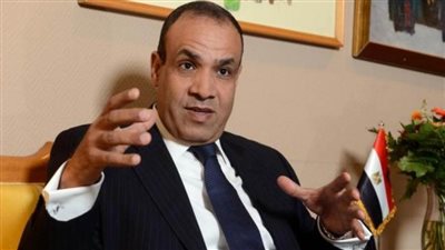 عبد العاطي: إقبال كبير على مقر السفارة للتصويت في الانتخابات.. ومشاركة واسعة من الشباب والمرأة