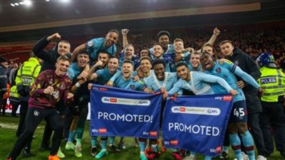 بيرنلي يدك شباك شيفيلد يونايتد بخماسية.. وبرينتفورد يهزم لوتون تاون في الدوري الإنجليزي