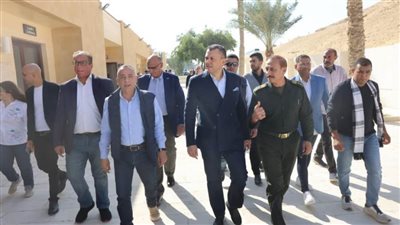 وزير السياحة والآثار يفتتح متحف ايمحتب