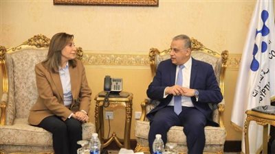 محافظ سوهاج يستقبل وزيرة الثقافة خلال زيارتها المواقع الثقافية