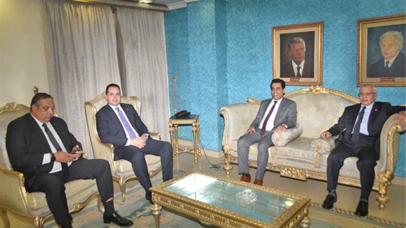 رئيس التحرير يرحب