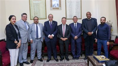 وفد من الزمالة المصرية يزور نقابة الأطباء بدار الحكمة