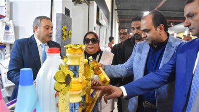 افتتاح مقر جديد لمبادرة خفض أسعار السلع الأساسية بالسوق التجاري بمحطة مصر