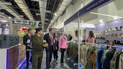 طلاب جامعة سوهاج يشاركون بفعاليات معرض 