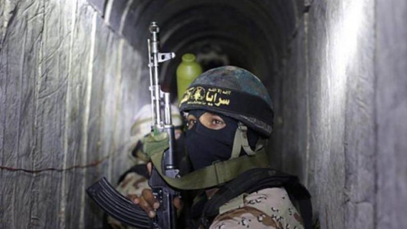 مقاتل من حماس داخل