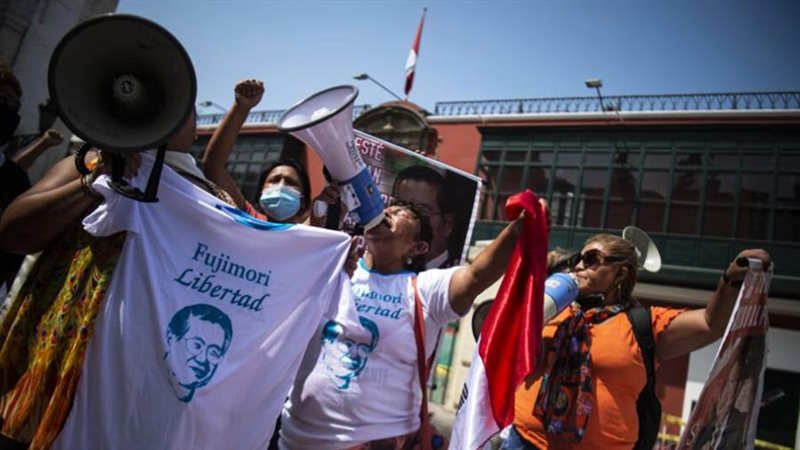 مؤيدون لرئيس البيرو