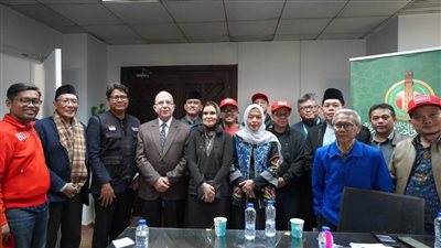 بيت الزكاة والصدقات يستقبل 3 وفود من إندونيسيا للتبرع لإغاثة غزة