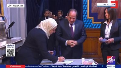 عاجل| المرشح الرئاسي عبد الفتاح السيسي يدلي بصوته في الانتخابات الرئاسية