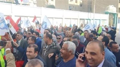 مسيرة مستقبل وطن تجوب شوارع بني سويف بالأعلام المصرية 