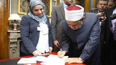 عاجل| شيخ الأزهر يدلي بصوته في الانتخابات الرئاسية 2024