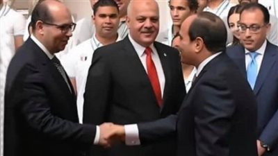 إدريس: نهدي الفوز بالدرع العام للبطولة الإفريقية للسباحة للشباب للرئيس السيسي 