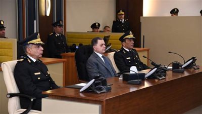 وزير الداخلية يتابع إجراءات تأمين الانتخابات الرئاسية من داخل غرفة العمليات الرئيسية