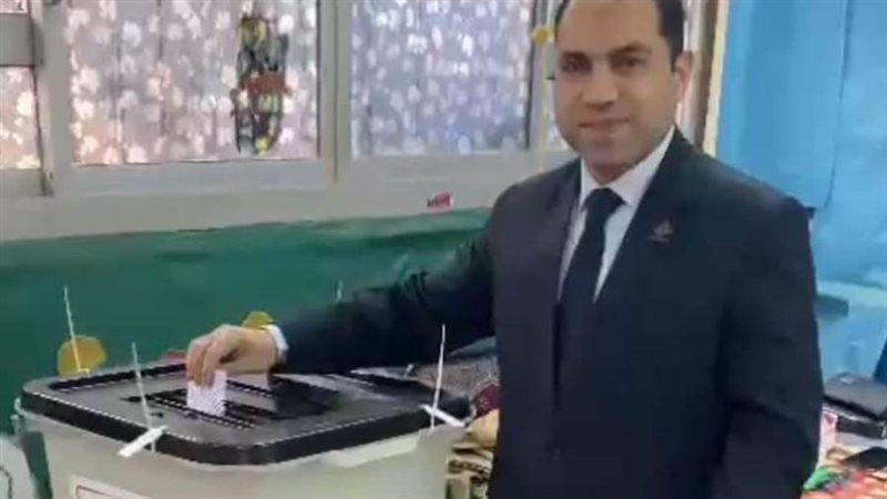 النائب عمرو درويش