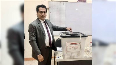 عبدالمجيد يدلي بصوته في الانتخابات الرئاسية: المشاركة دعم للاستقرار والتنمية ووفاء لدماء الشهداء 