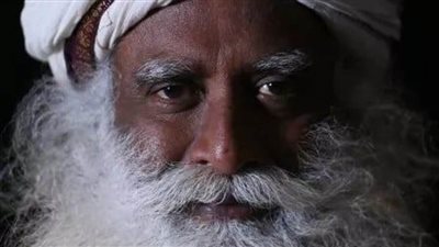 عاجل.. سادجورو: لهذه الأسباب البشرية تسير على الطريق نحو الجوع