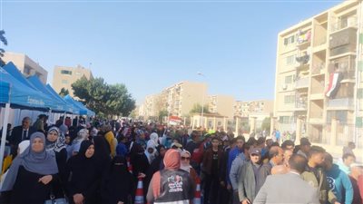 إقفبال كثيف من الجنس الناعم علي لجان الاقتراع بالإسماعيلية 