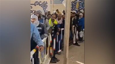 بالفيديو.. توافد كثيف للناخبين لليوم الثاني بالضبعة محافظة مطروح 