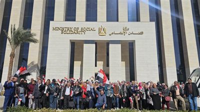 موظفو التضامن الاجتماعي يصوتون بلجنة الوافدين بالحي الحكومي بالعاصمة الإدارية