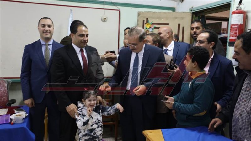 جولة المحافظ