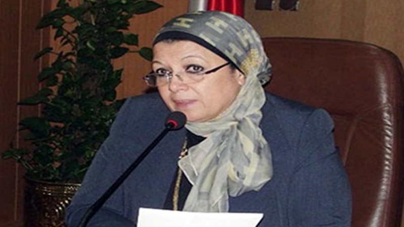 د.ماجدة نصر تتراجع