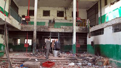 نيابة النقض توصى بإلغاء إعدام مرسى وقيادات الإخوان في قضية اقتحام السجون