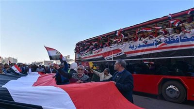 محافظ الإسكندرية يتفقد اللجنة الانتخابية بمدرسة الزهور الرسمية لغات بمنطقة بشاير الخير 2