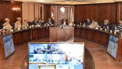 محافظ الإسكندرية يتابع إغلاق صناديق الاقتراع لليوم الثاني من الانتخابات الرئاسية