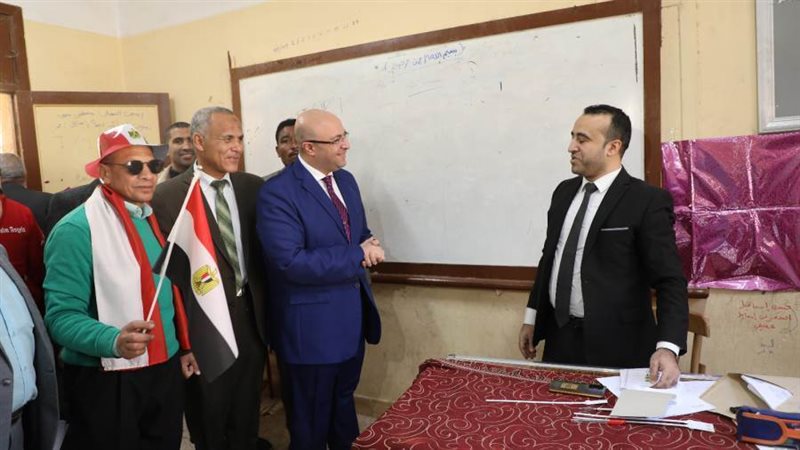 محافظ بنى سويف يتابع