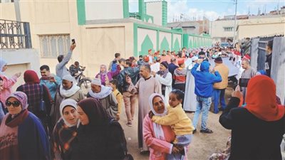 عاجل| ملحمة وطنية.. مواطنو البحيرة في مراكزها وقراها صوت يلبي وحضور لافت  