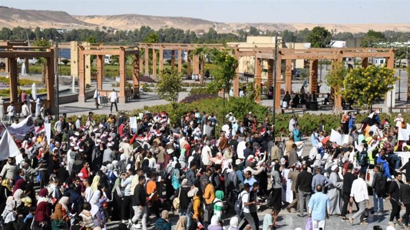 انطلاق مسيرات حاشدة