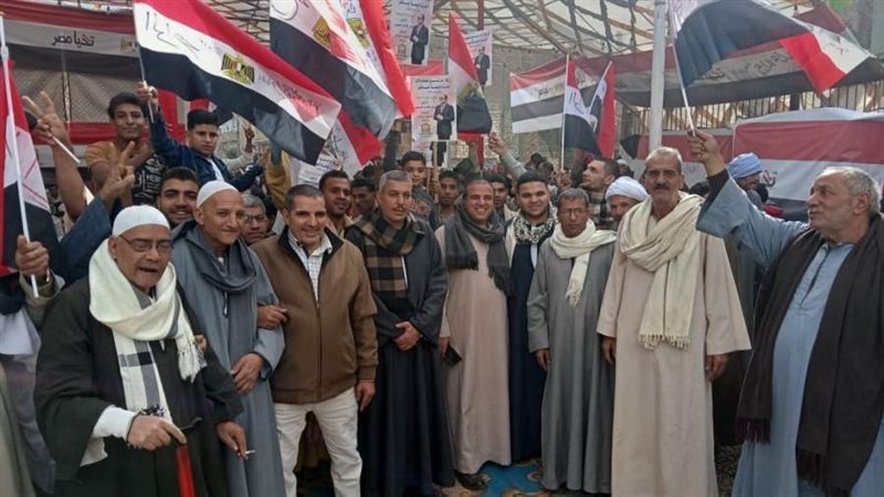 أمام اللجنة