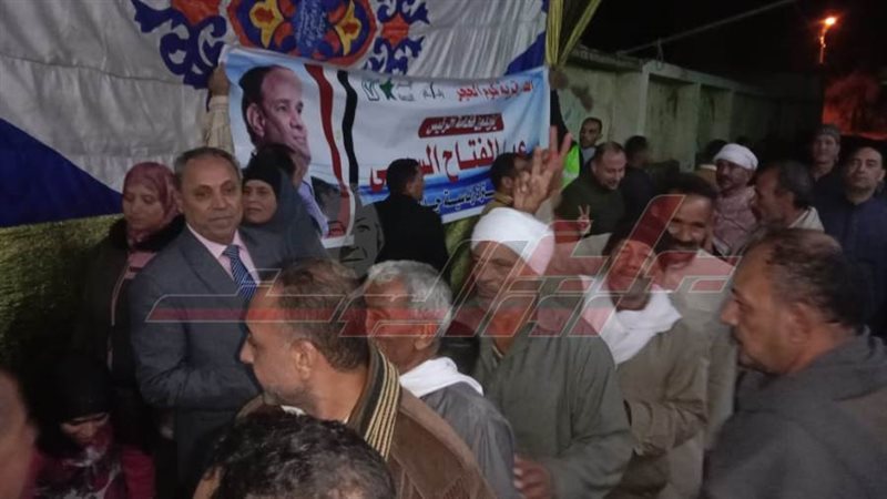 إقبال المواطنين بالفترة