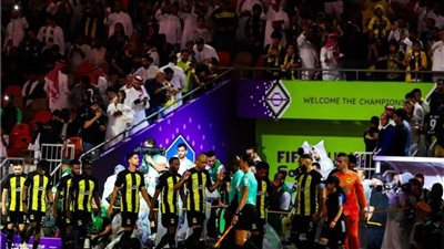 بنزيما يقود تشكيل اتحاد جدة أمام الأهلي بكأس العالم للأندية