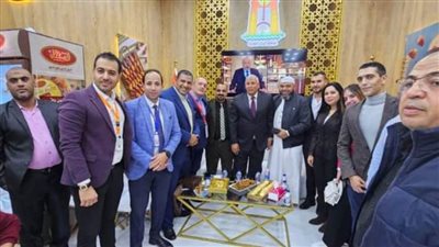 محافظ الوادي الجديد يشارك بفعاليات معرض 