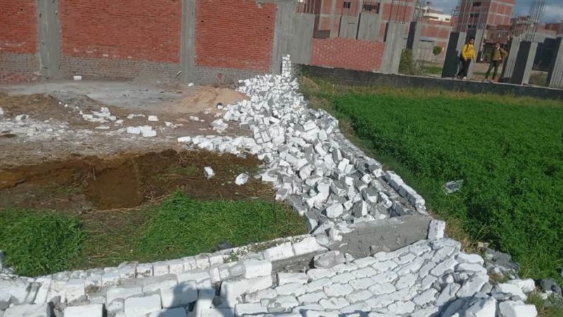 إزالة 11 حالة تعد