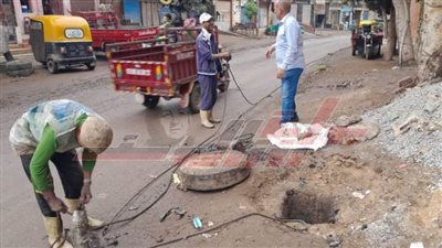 تطهير خطوط الصرف الصحي بكفر الشيخ
