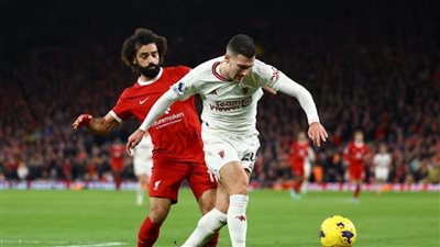 ليفربول يتراجع عن الصدارة بعد صدام قوى مع مانشستر يونايتد