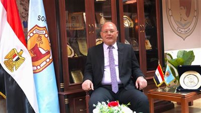 رئيس جامعة سوهاج يهنئ الرئيس السيسي بالفوز الساحق بالانتخابات الرئاسية