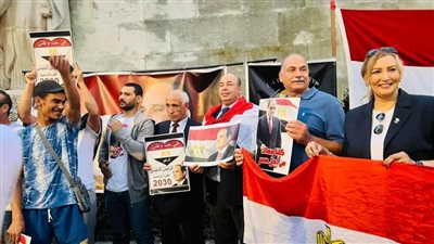 الجالية المصرية بتونس تحتفل بفوز الرئيس السيسي في الانتخابات الرئاسية 2024