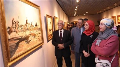  سفيرة البحرين بالقاهرة تشارك في افتتاح معرض الفنان التشكيلي فاروق مصطفى 