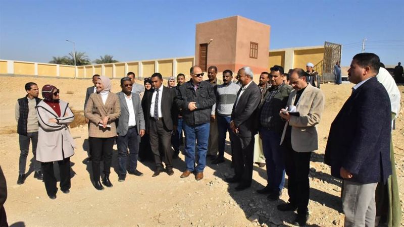 محافظ أسيوط يتفقد