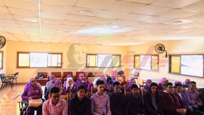 خلال الندوة