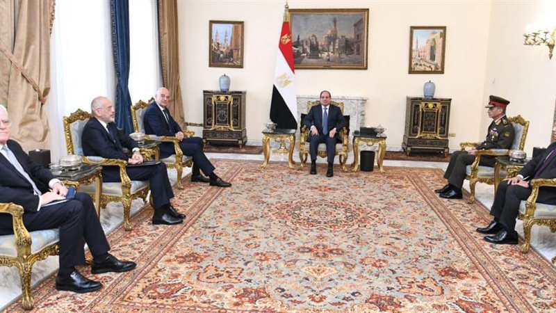 الرئيس السيسي يستقبل