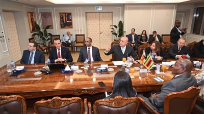  وزير الإسكان خلال لقاء نظيره الزيمبابوي: مستعدون لنقل خبراتنا وتعزيز التعاون
