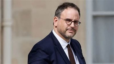 استقالة وزير الصحة الفرنسي احتجاجا على إقرار البرلمان الفرنسي لقانون الهجرة