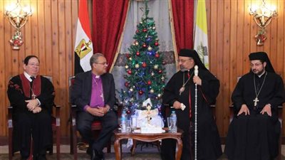 رئيس الطائفة الإنجيلية يهنئ بطريرك الكاثوليك بعيد الميلاد المجيد