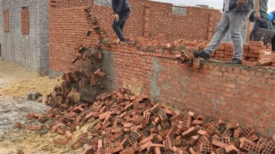 وقف تنفيذ محاولة تعدٍّ بالبناء بدون ترخيص في فايد 