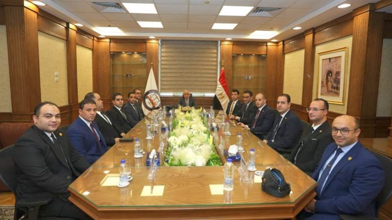 النائب العام وسط