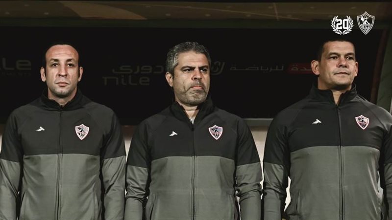 معتمد جمال مع معاونيه